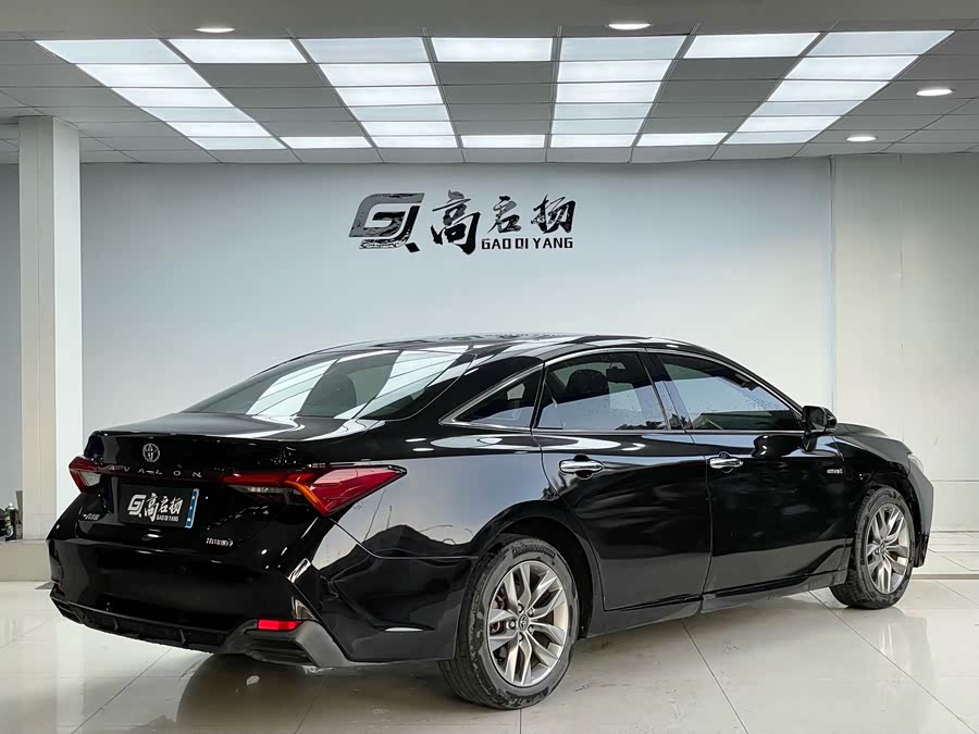 Toyota Avalon 2019 car image #25