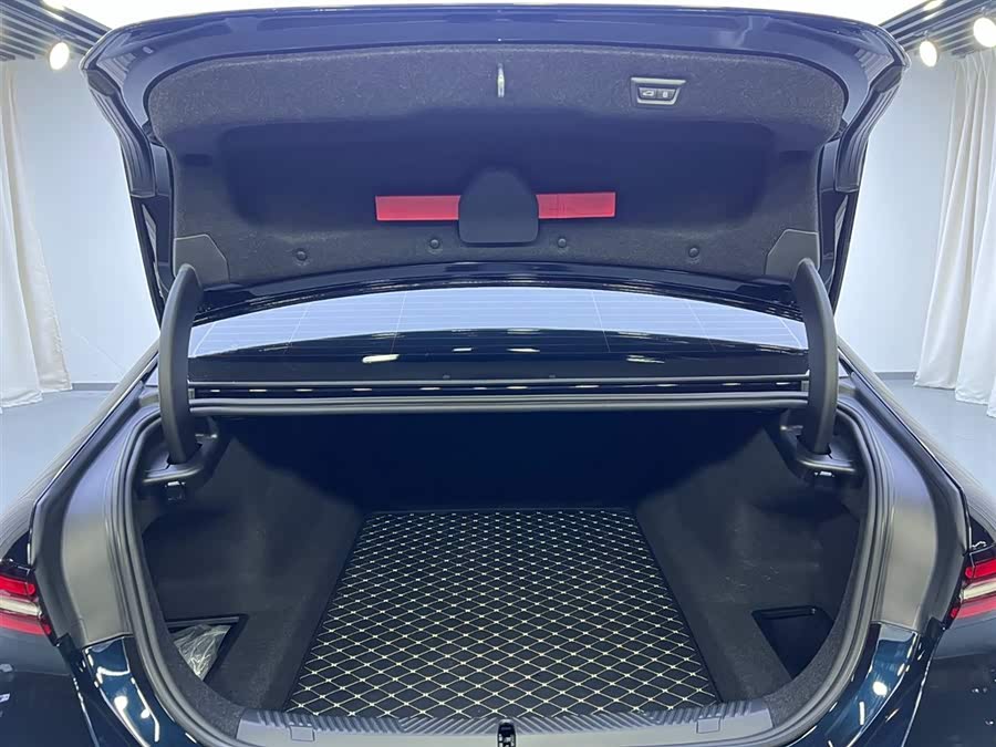 BMW 5 Series 2025 image de voiture #25