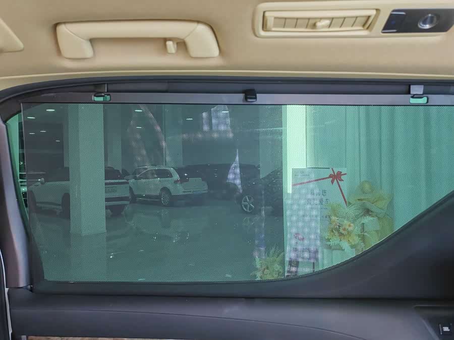 Toyota Alphard 2023 car image #25