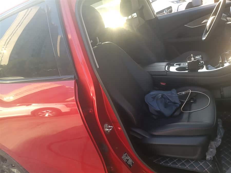 Forthing T5 EVO 2021 car image #25