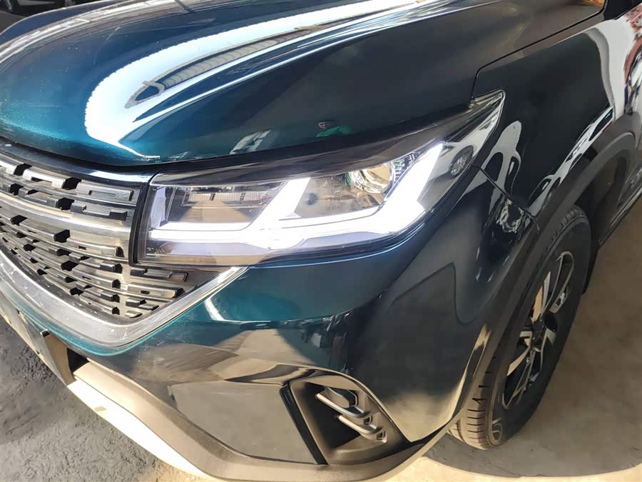 Forthing T5 2023 #25 Forthing T5 2023 صورة سيارة #25