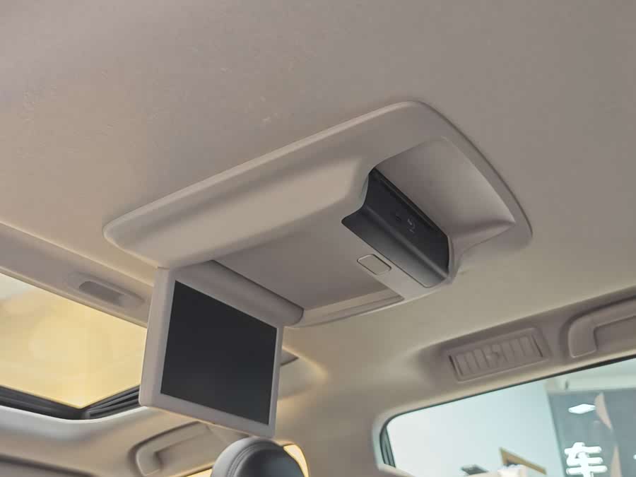 Toyota Land Cruiser Prado 2017 car image #25