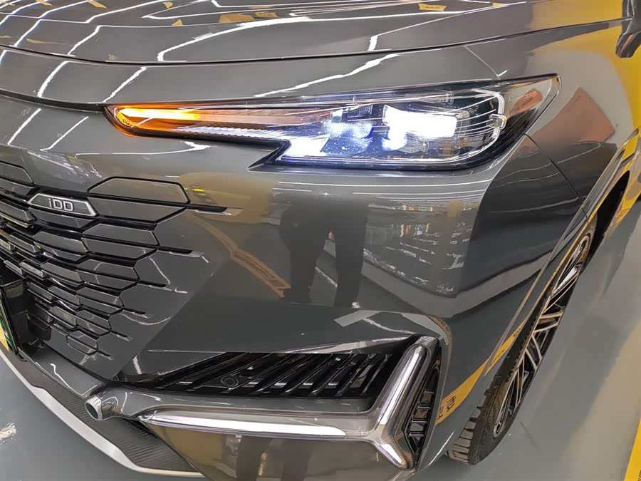 Changan UNI-K iDD 2023 car image #25