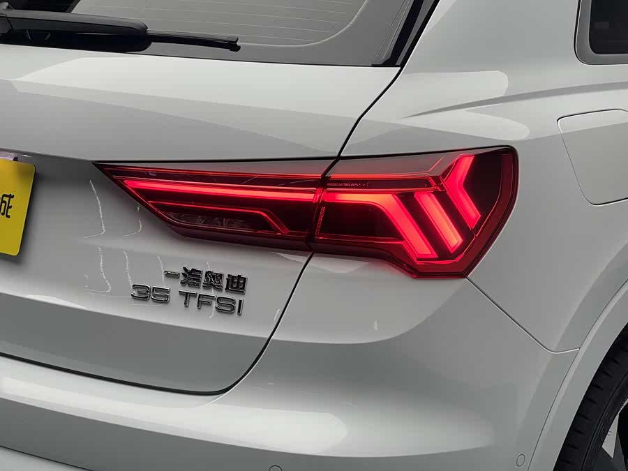 Audi Q3 2022 imagem de carro #25