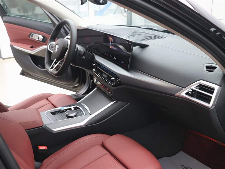 BMW i3 2024 car image #25