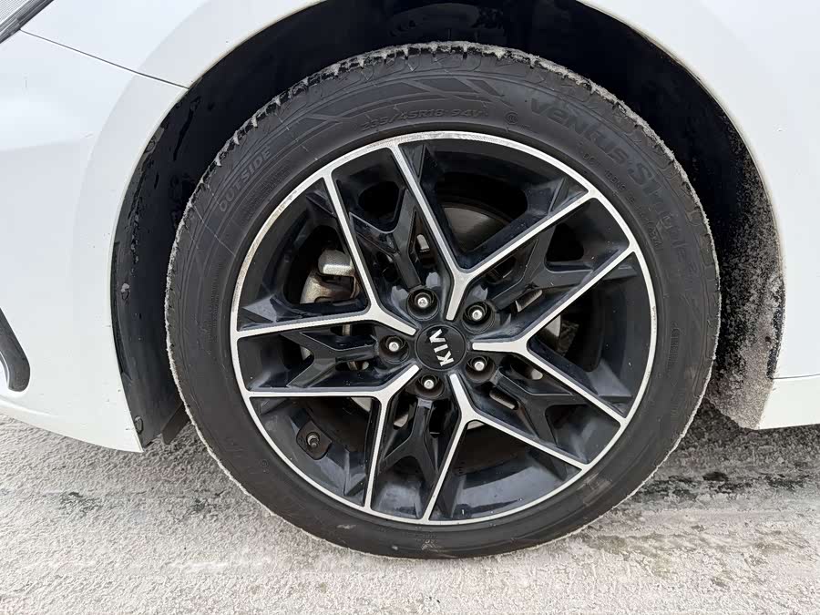 Kia K5 2019 car image #25