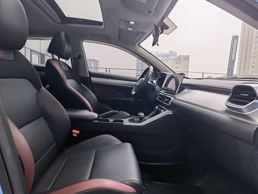 GEELY Coolray 2023 car image #25