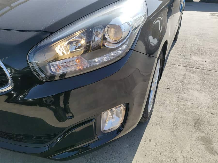 Kia Carens 2016 immagine di auto #25