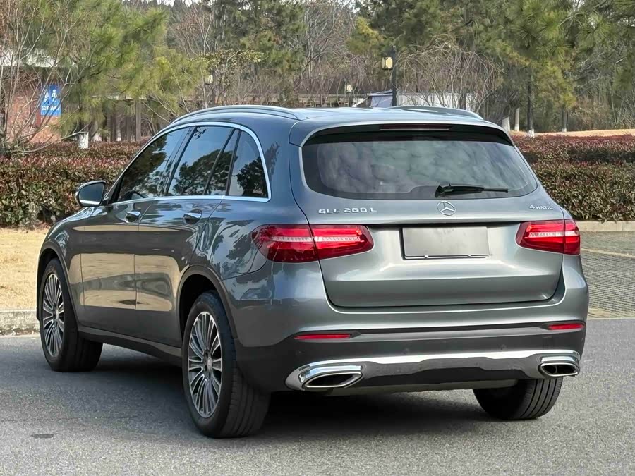 Mercedes-Benz GLC Class 2016 car image #25