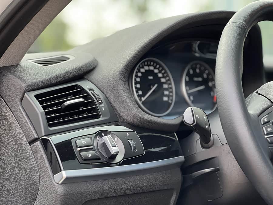 BMW X3 (Imported) 2015 #25 BMW X3 (Imported) 2015 immagine di auto #25