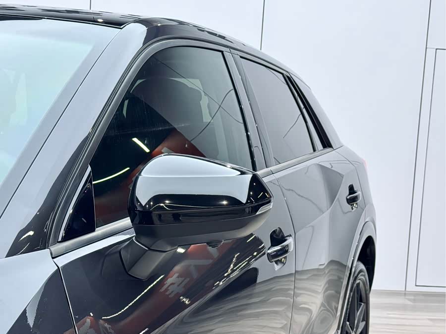 Audi Q2L 2020 immagine di auto #25