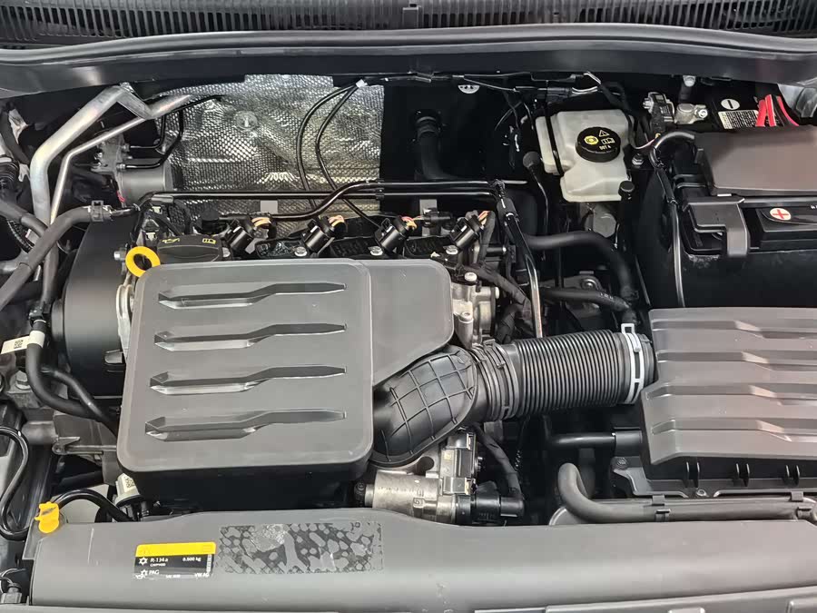 Volkswagen T-Cross 2021 car image #25