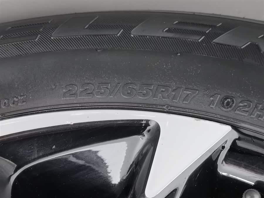 Toyota RAV4 2019 car image #25
