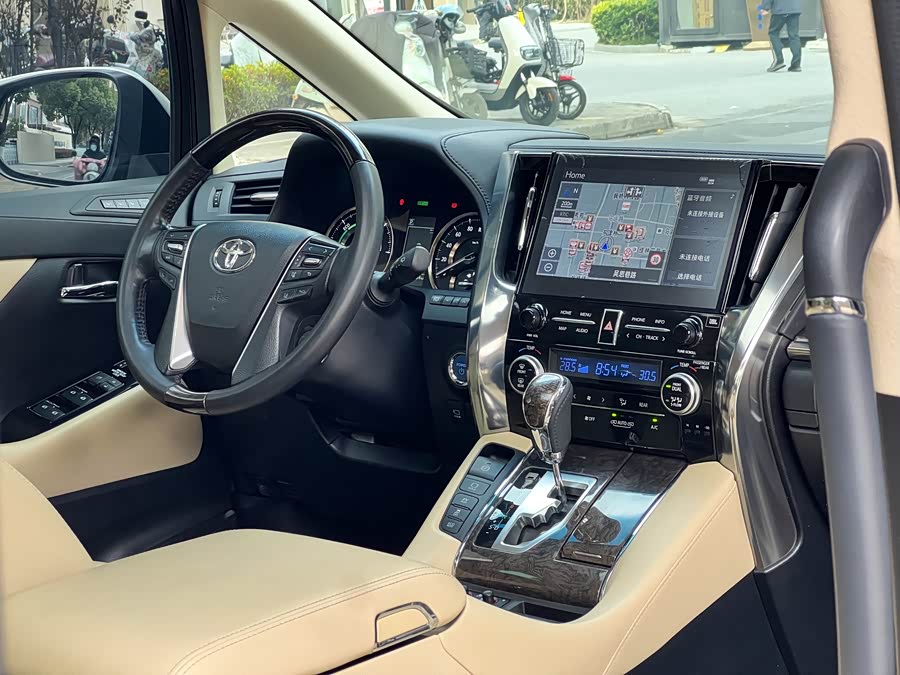 Toyota Alphard 2021 #25 Toyota Alphard 2021 car image #25