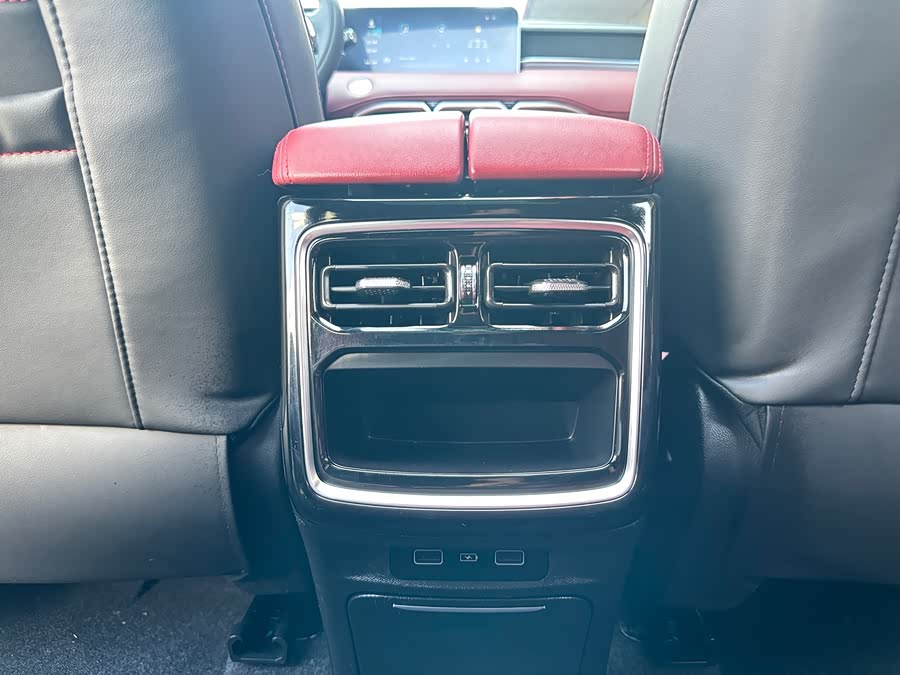 Jetour X70 PLUS 2021 #25 Jetour X70 PLUS 2021 car image #25