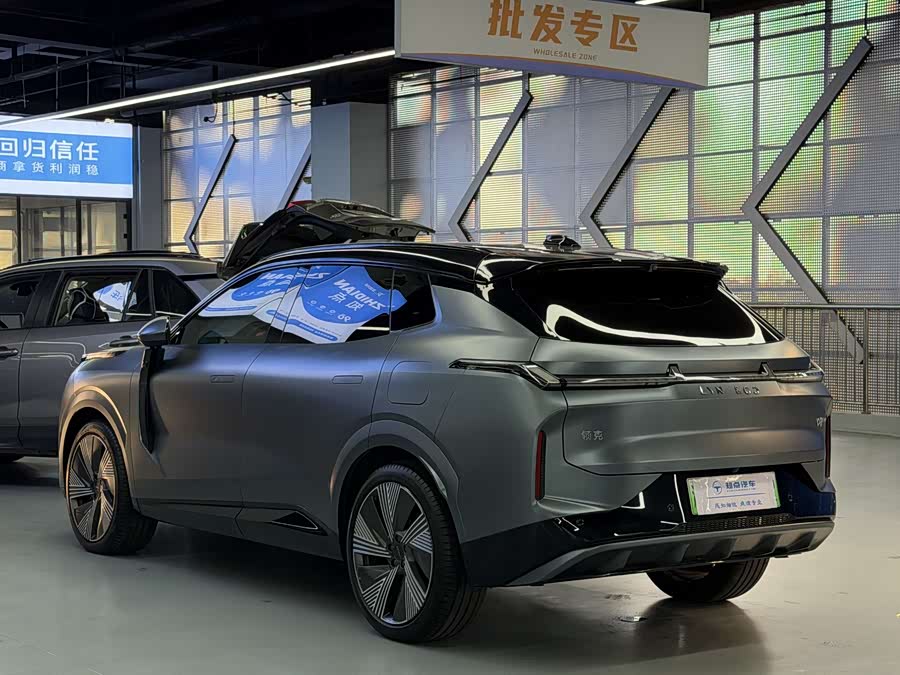 Lynk & Co 08 EM-P 2024 #25 Lynk & Co 08 EM-P 2024 car image #25