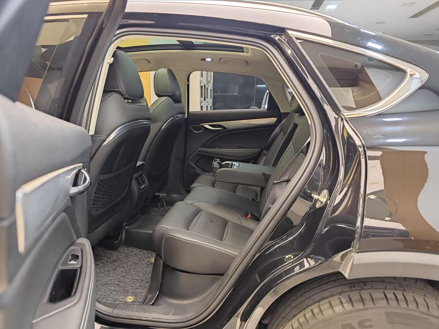 GEELY Tugella New Energy 2020 #25 GEELY Tugella New Energy 2020 car image #25