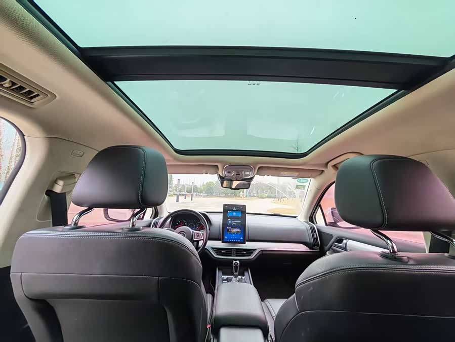 BYD Tang 2018 #25 BYD Tang 2018 car image #25