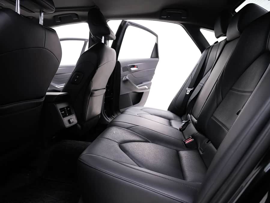 Toyota Avalon 2019 car image #25