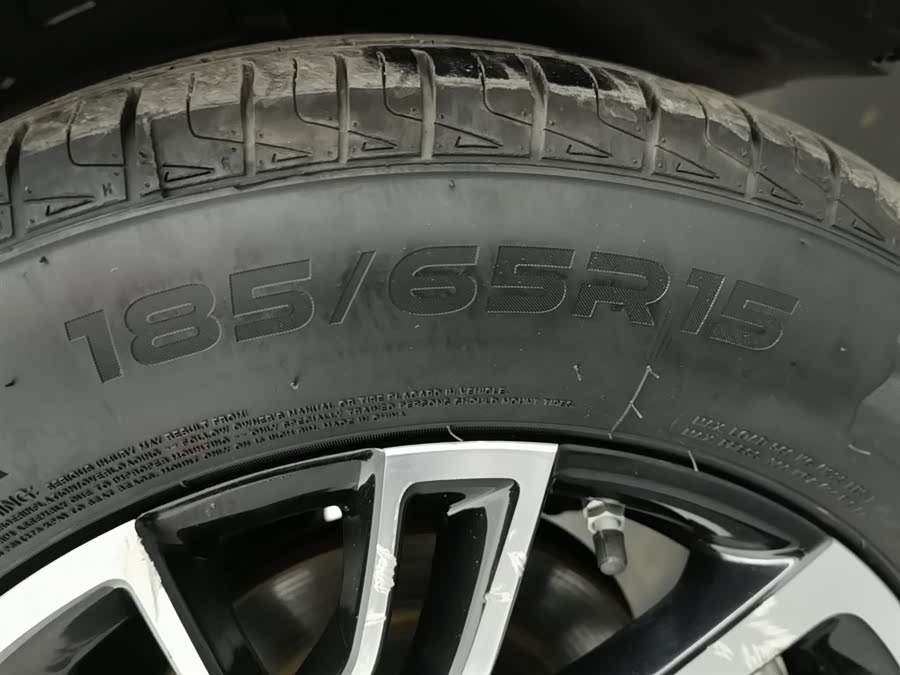 哪吒汽车 哪吒N01 2020 #25 哪吒汽车 哪吒N01 2020 汽车图片 #25