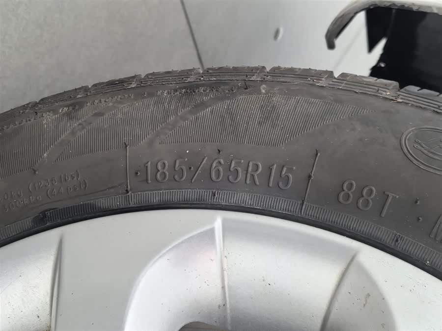 MG 3 2016 car image #25