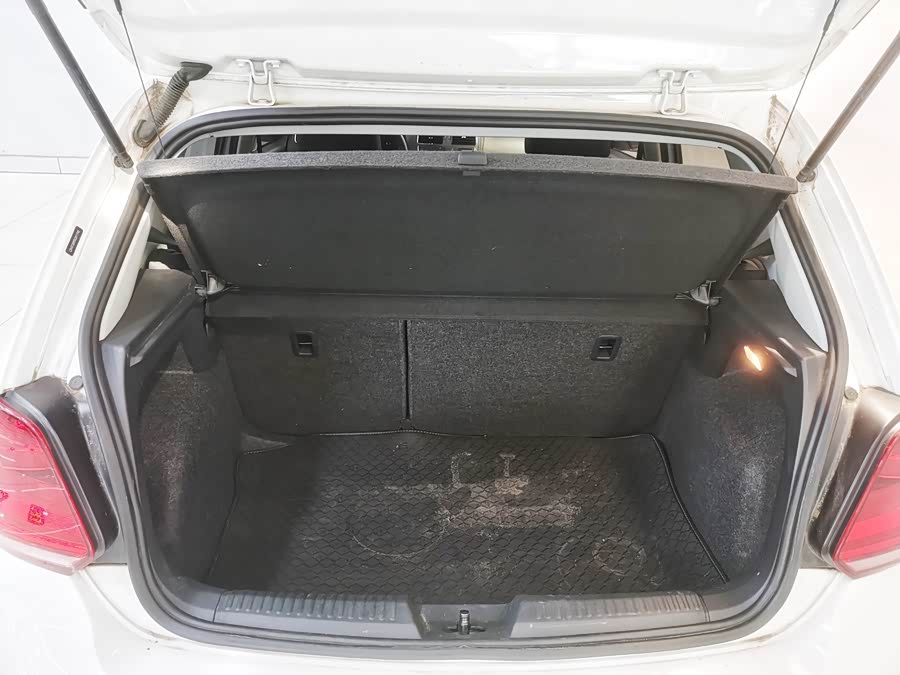 Volkswagen Polo 2019 immagine di auto #25