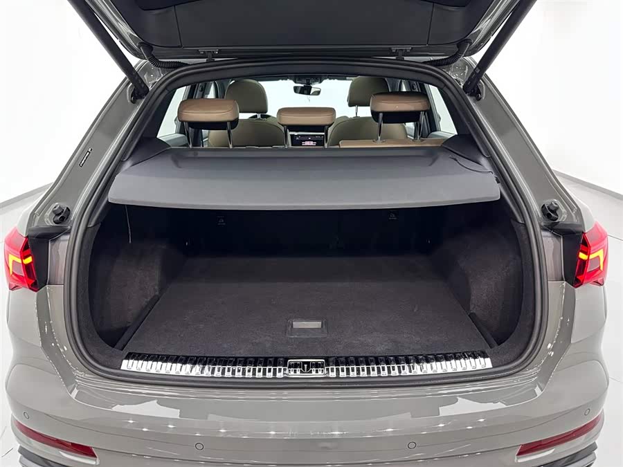 奥迪 奥迪Q3 2023 汽车图片 #25