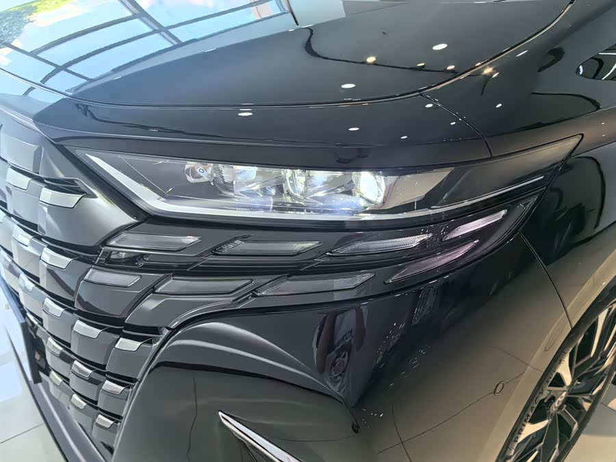 Toyota Alphard 2024 #25 Toyota Alphard 2024 изображение автомобиля #25