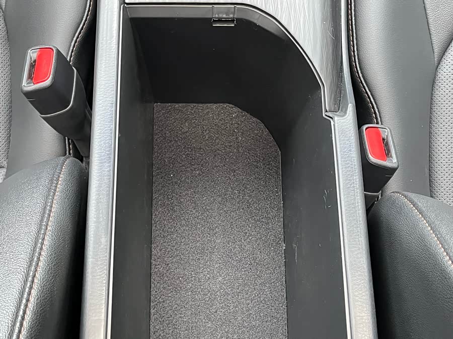 Toyota Camry 2023 car image #25