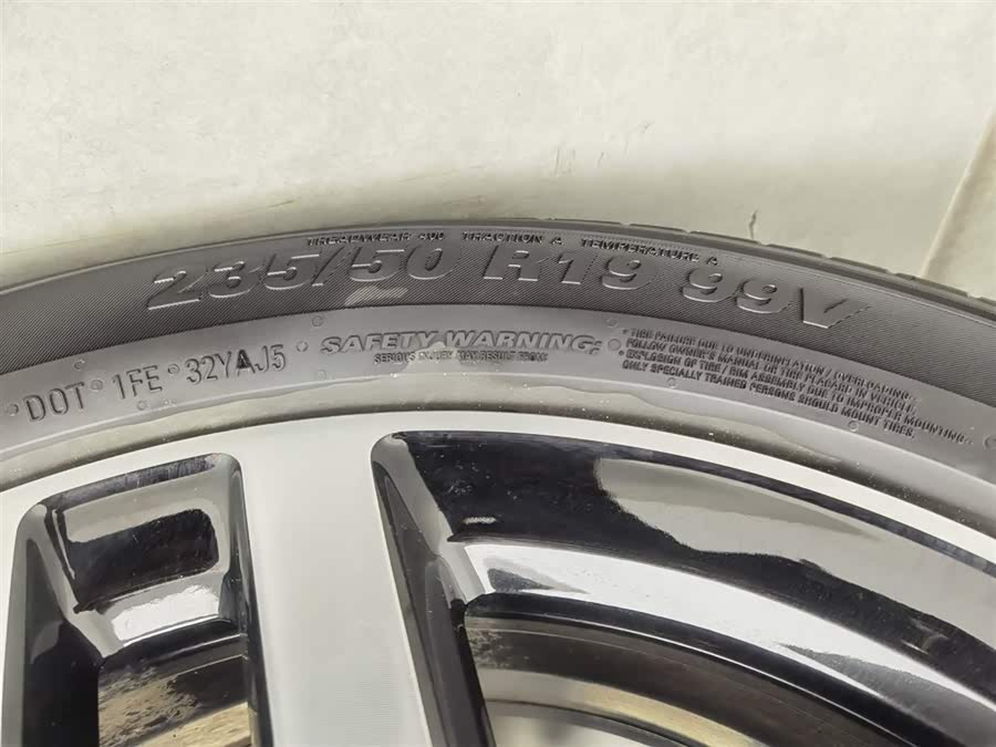 BYD SongL DM-i 2025 car image #25