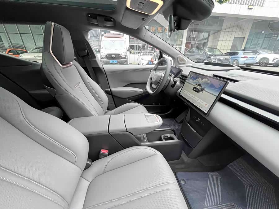 极氪 极氪X 2024 汽车图片 #25