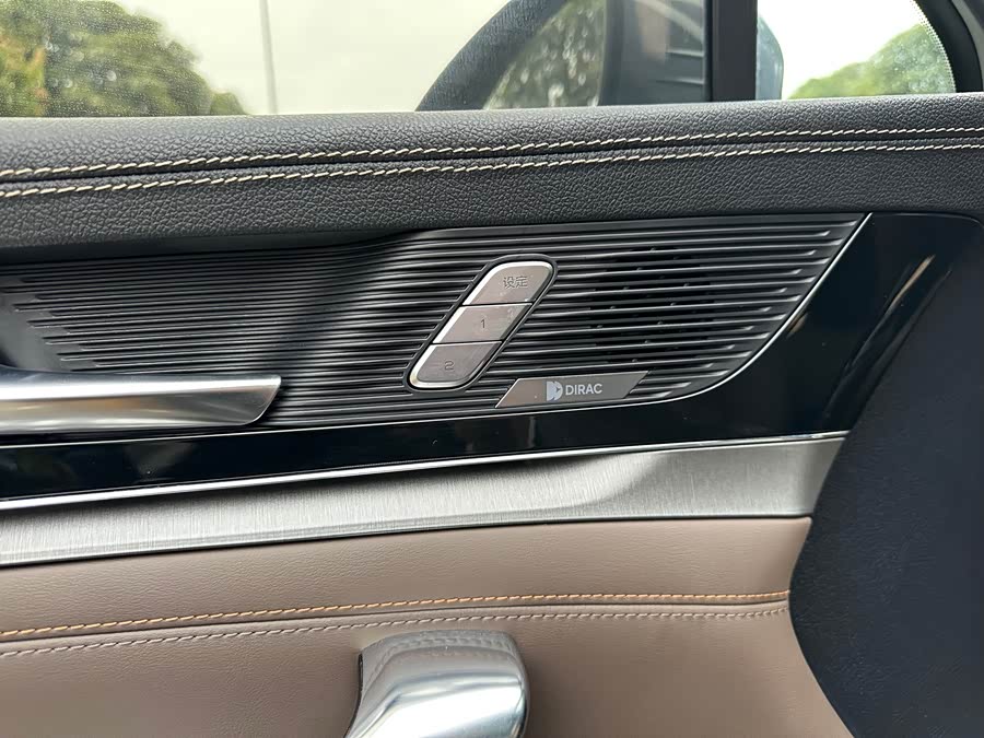 BYD Tang 2020 car image #25