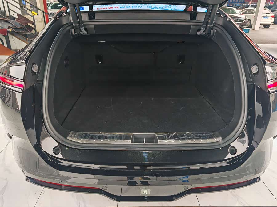 Avatr 12 2024 car image #25