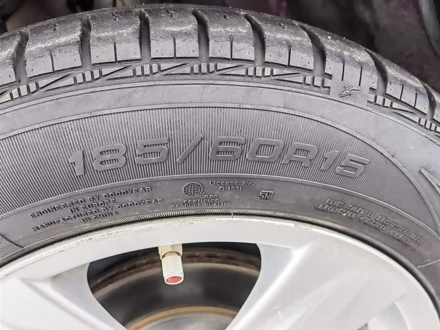 Toyota Yaris 2012 imagen de coche #25