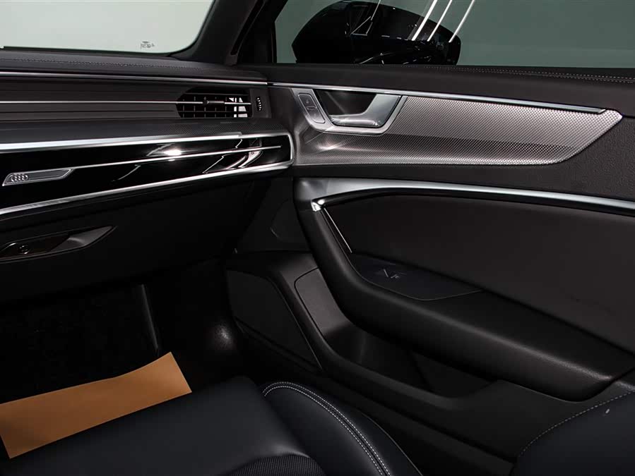Audi A6L 2025 car image #25