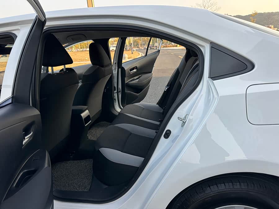 Toyota Corolla 2023 car image #25