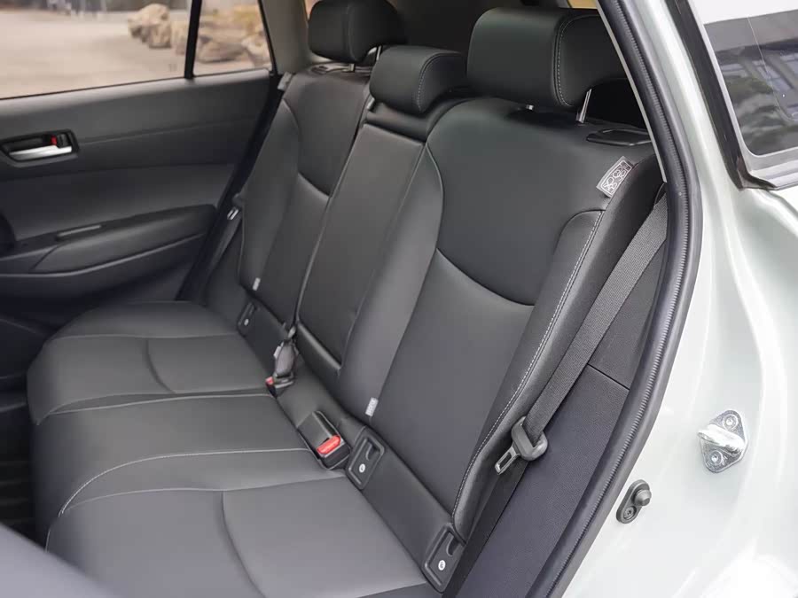 Toyota Corolla Cross 2022 immagine di auto #25