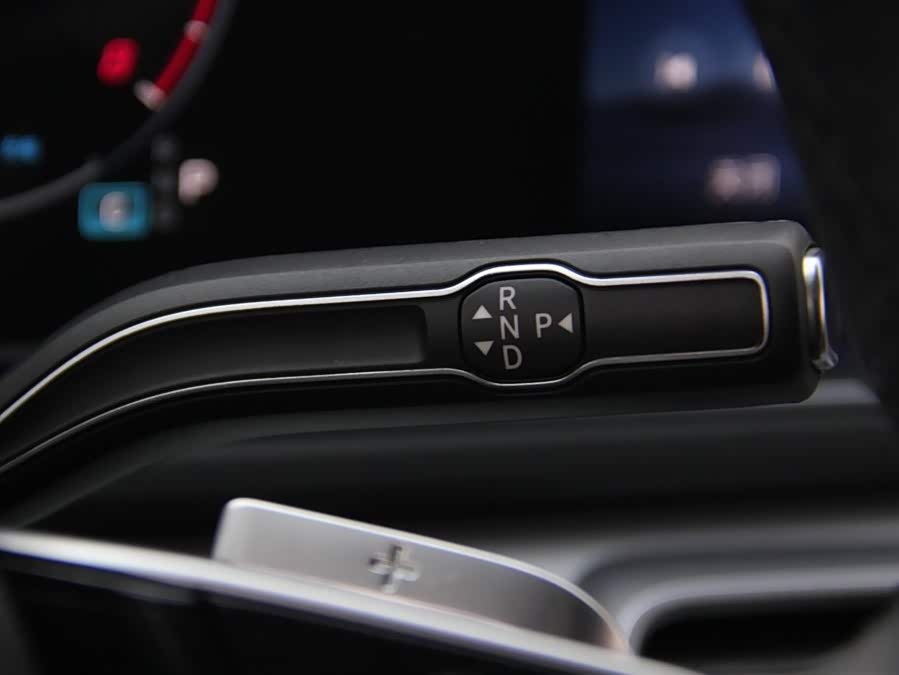 Mercedes-Benz GLE Class 2024 car image #25