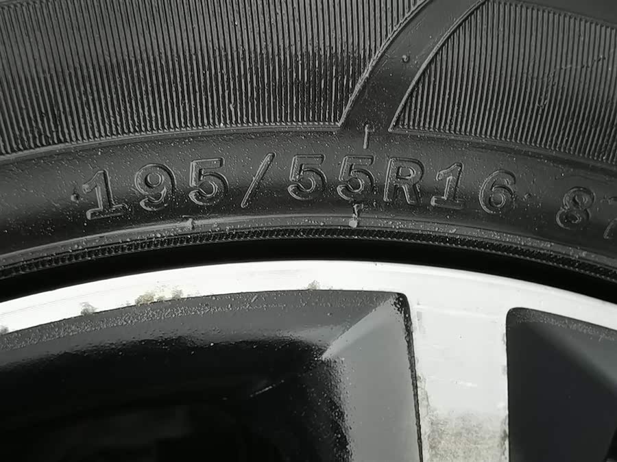 Skoda Rapid 2020 immagine di auto #25