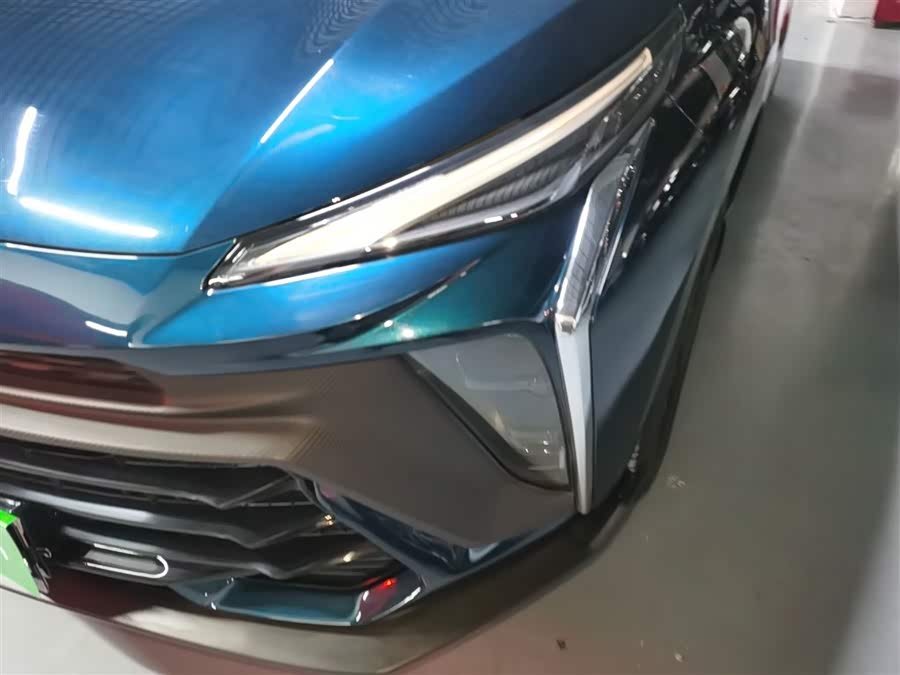 Forthing T5 EVO 2024 car image #25