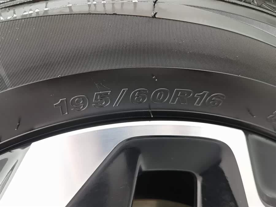 BYD Dolphin 2025 car image #25