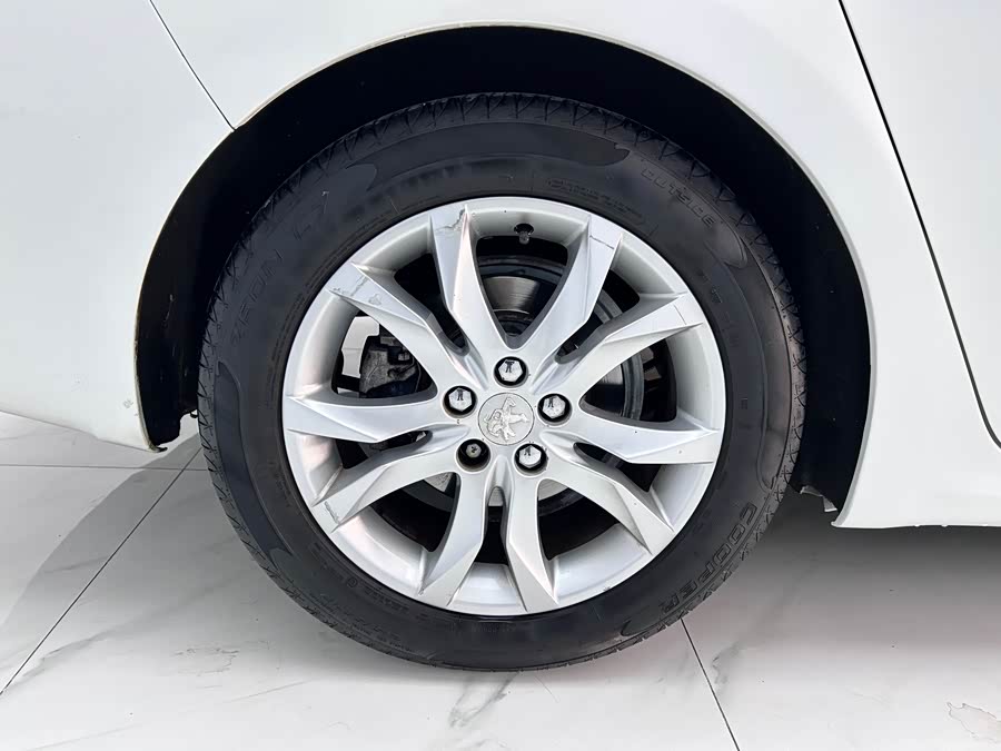Peugeot 508 2014 car image #25