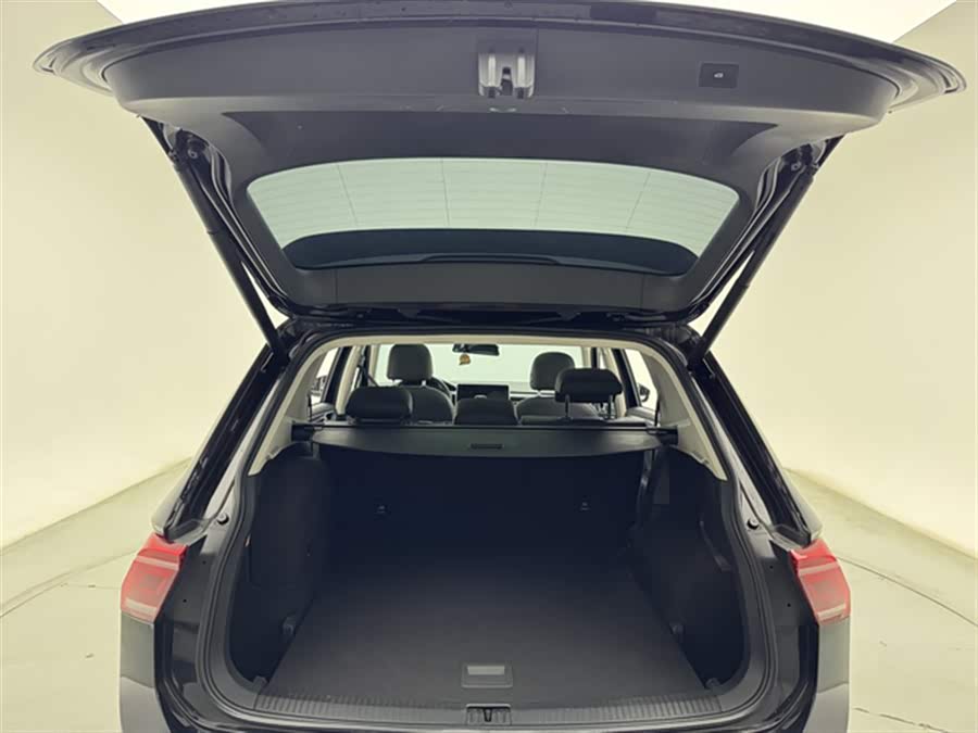 Volkswagen Tiguan L New Energy 2023 #25 Volkswagen Tiguan L New Energy 2023 car image #25