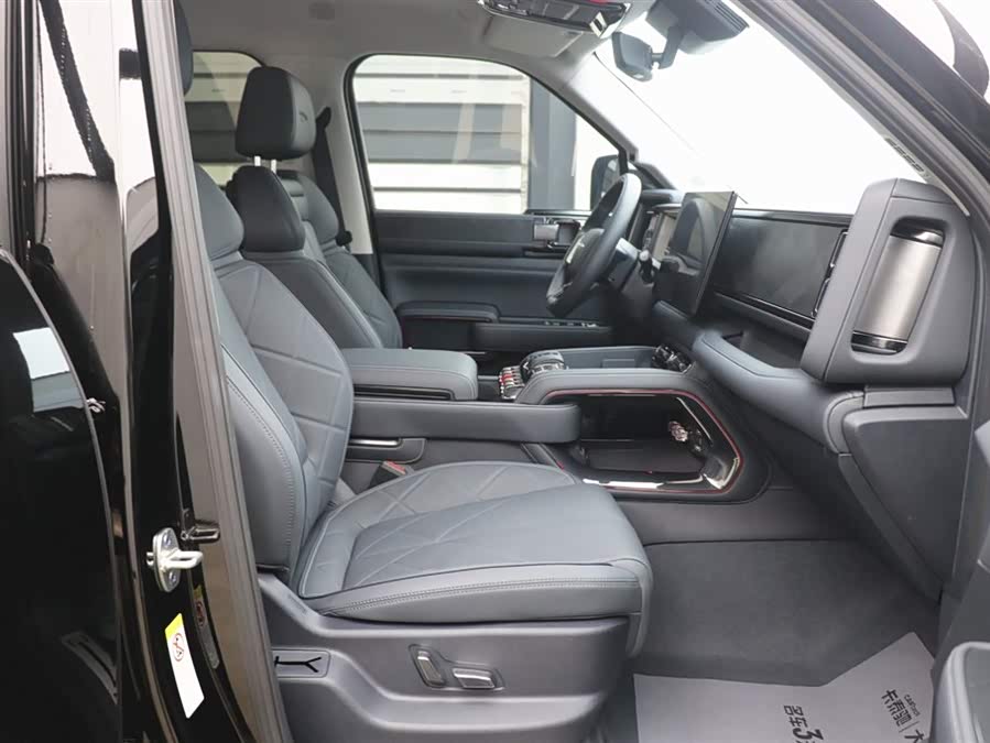 FangChengBao Leopard 5 2025 car image #25