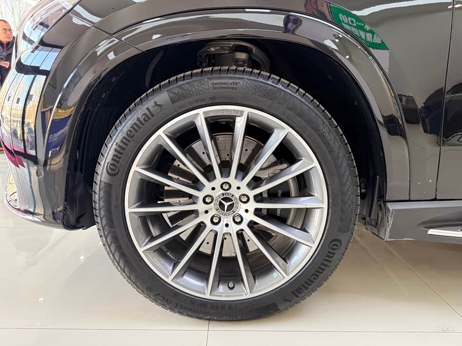 Mercedes-Benz GLE Class 2024 car image #25