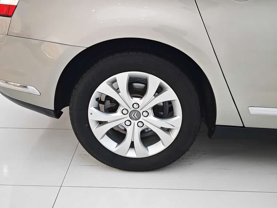 Citroen C5 2011 #25 Citroen C5 2011 car image #25