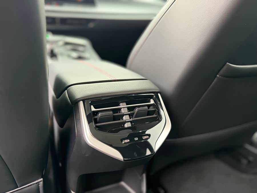 MG 7 2025 car image #25