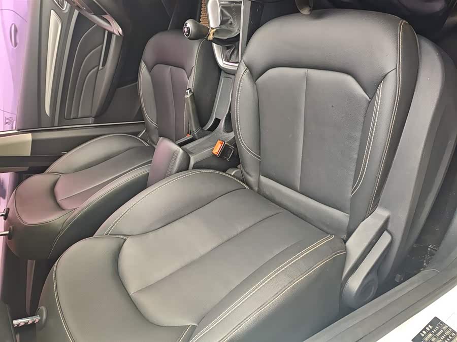 Roewe RX3 2018 изображение автомобиля #25