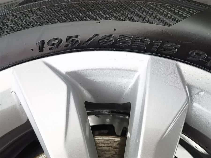 Volkswagen Bora 2024 car image #25