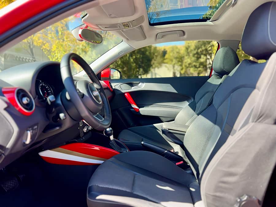 Audi A1 2013 car image #25